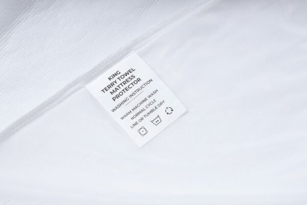 Waterproof Mattress Protector 30cm Deep Skirt Mattress Protector Double Bed 137x190cm